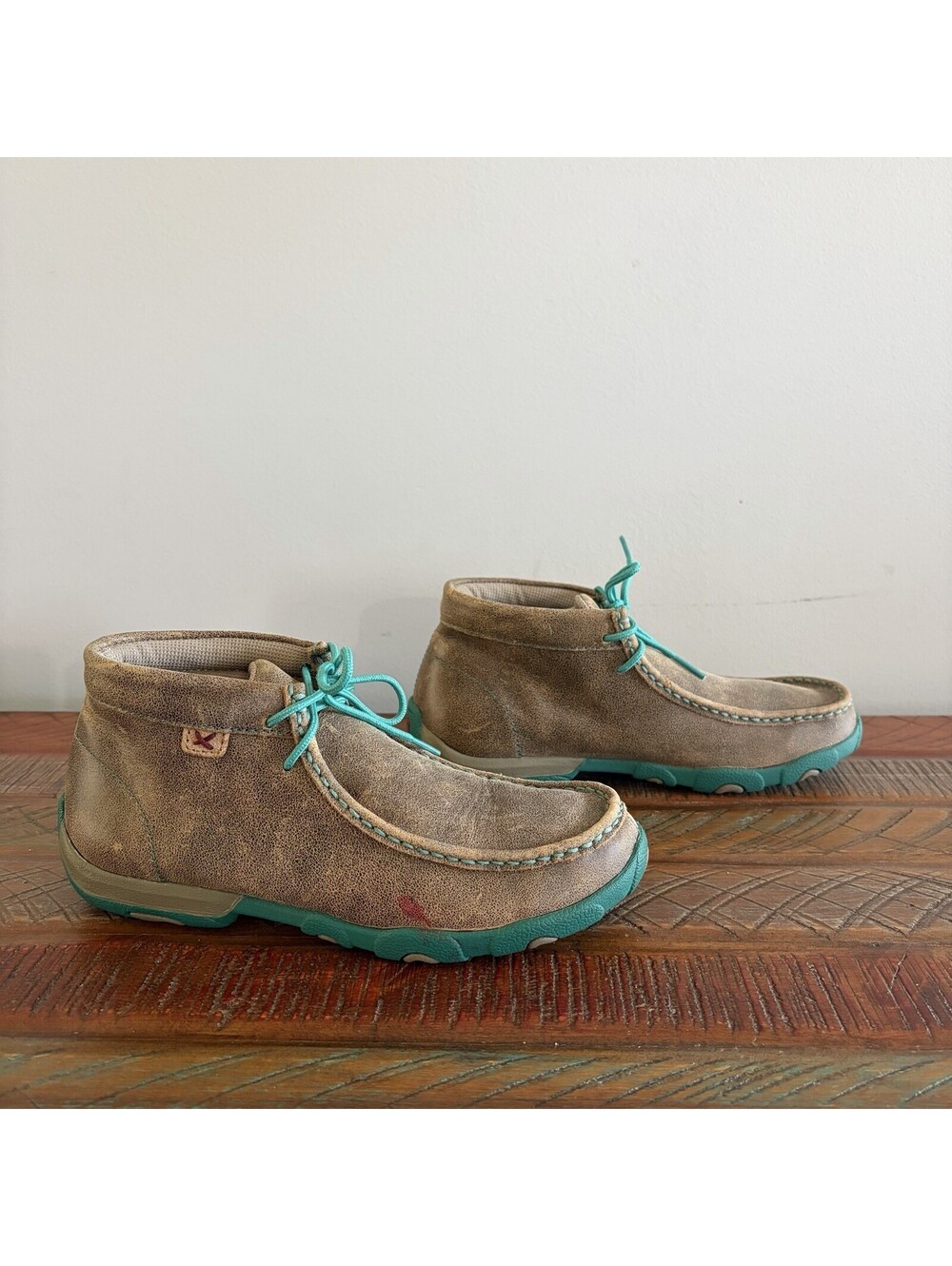 Twisted X Women’s 7M Leather Chukka Moc Boots Brown Turquoise Casual comfort